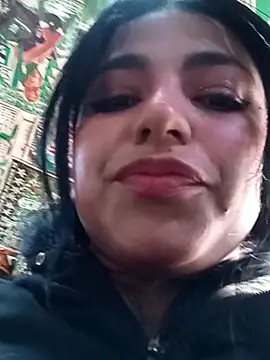 Naomy_Gomez_ XXX чат на живо