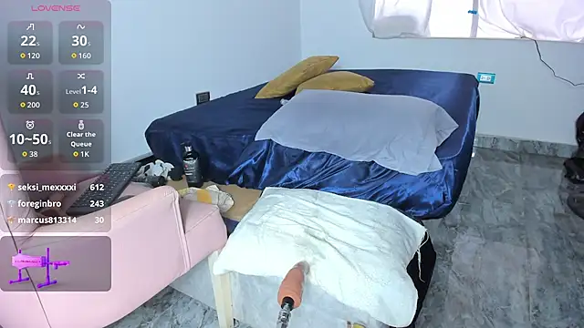 Онлайн чат XXX Benjamin_Buster