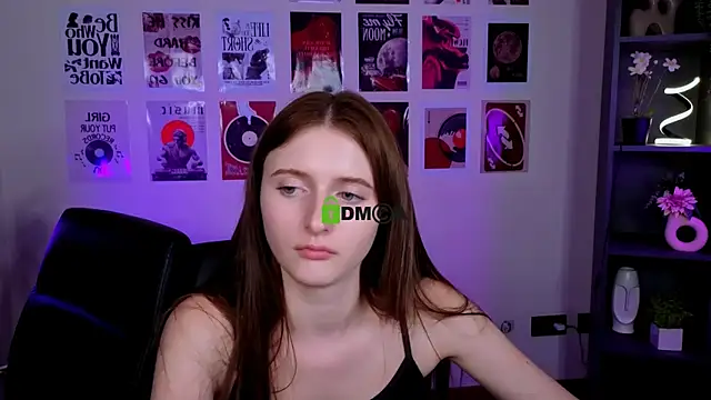 צ'אט XXX בשידור חי של nekky_mouse