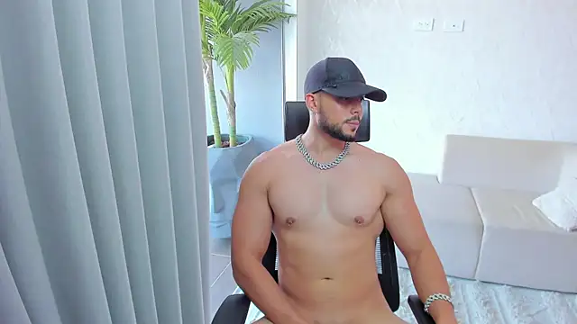 leo_king7 live XXX chat
