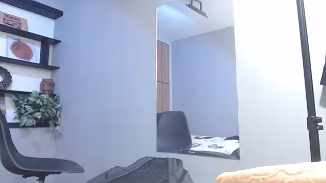 kevin_23_ 라이브 XXX 채팅