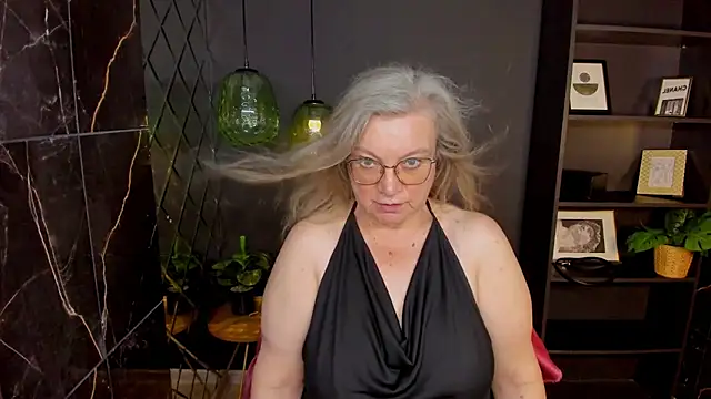 Chatroom XXX en direct de NataliMellow
