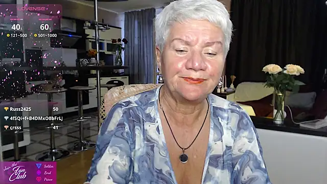 Chatroom XXX en direct de roxana_brooks