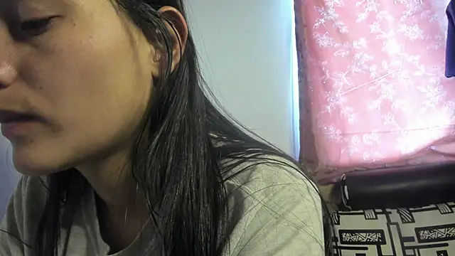 Nathaly_love96's Live XXX Chat