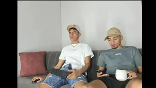 Charlie_Scorpion – Naživo XXX chat