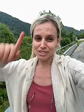XXX chat uživo modela Babe_Station