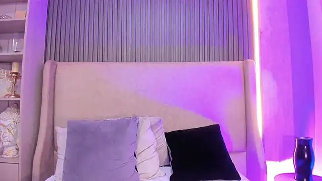 KeniaArias 现场XXX聊天