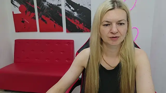 צ'אט XXX בשידור חי של MelissaTyler
