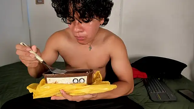 Онлайн чат XXX Zackcito