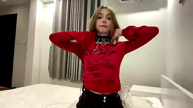 DaniGlow Chat XXX in diretta