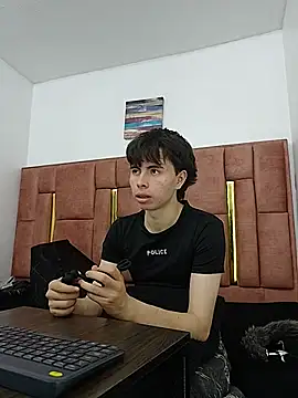 MICHAEL_HONEY Live XXX Chat