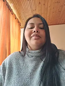 Alessandraa- live XXX chat