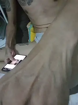 Ladyboy69X@xh 即時 XXX 聊天