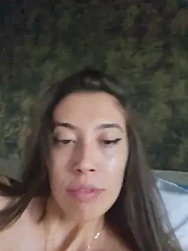 VirginPussySquirt Chat XXX in diretta