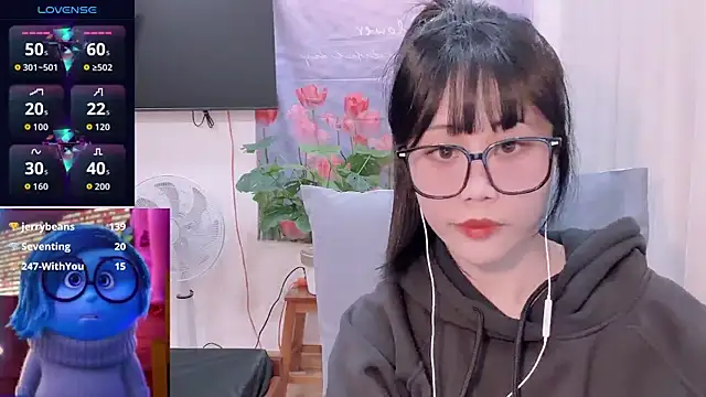 -rosiie-'s Live XXX Chat