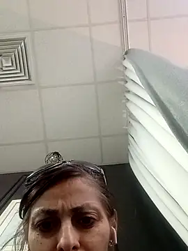 ChantalXOrchid's Live XXX Chat