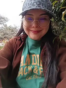 Juliet_elary élő XXX-chatje