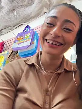 IsabellaMariet 라이브 XXX 채팅