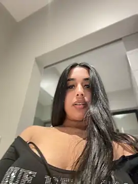 LilMisIndianx Adlı Modelin Canlı XXX Sohbeti