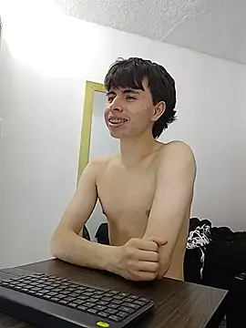 Chat XXX ao vivo de MICHAEL_HONEY