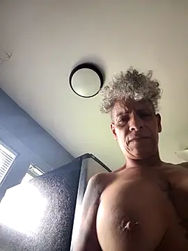 CeceilaMoon Chat XXX in diretta
