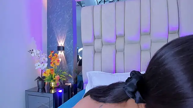 XXX chat uživo modela MaddyCrofft