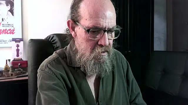 Uncle_Hottie's Live XXX Chat