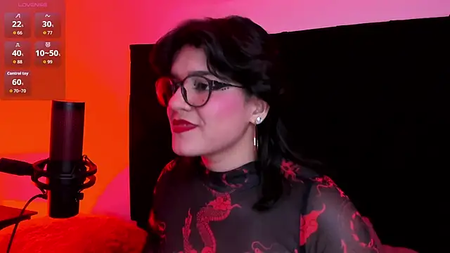 XXX chat uživo modela Valeriekay__