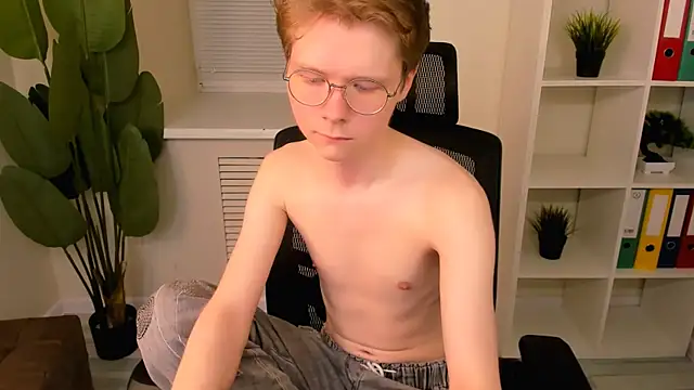 XXX chat uživo modela DanielSanders