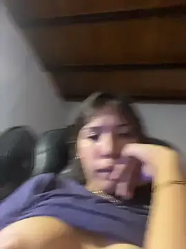 Kitty20205 现场XXX聊天