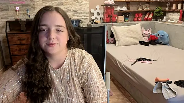 Chat +18 de Kimberly-Caprice ao vivo