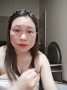 Cong2211's Live XXX Chat