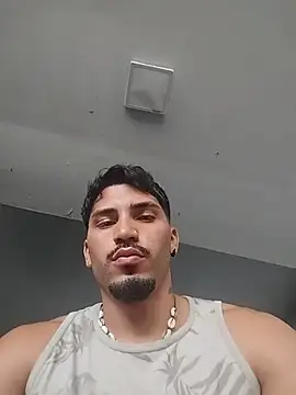 Axxxel90's Live XXX Chat