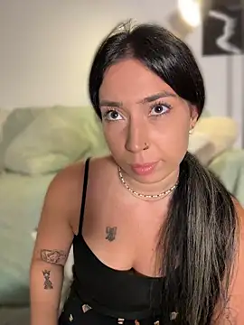 KimArts Chat XXX live