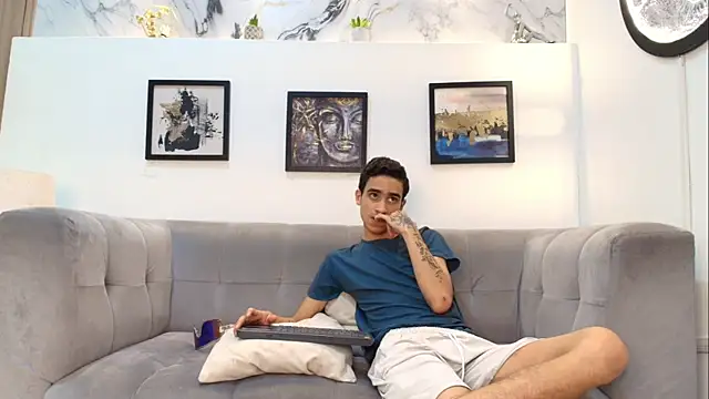 Chat XXX ao vivo de GOLDEN_BOSS