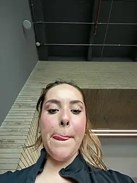 Alirawrz 라이브 XXX 채팅
