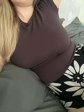 XXX chat uživo modela Majic_Maffin
