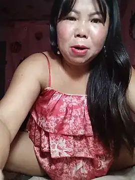 lusy-00 élő XXX-chatje