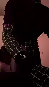 SasukeUhchiaa Chat XXX live