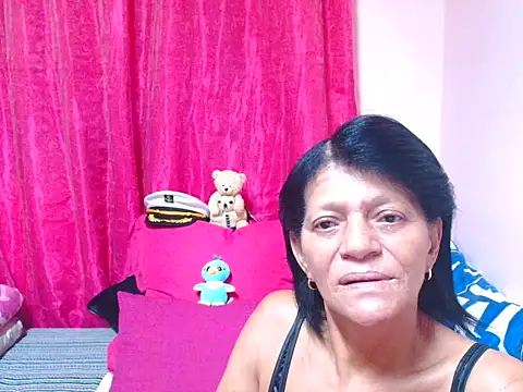 sluttyrox live XXX chat