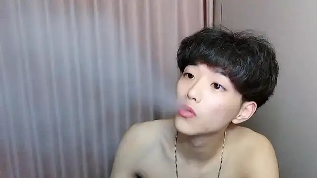צ'אט XXX בשידור חי של wssoo11