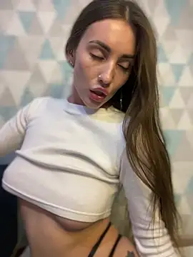 MelaniePavola- Live XXX-chat