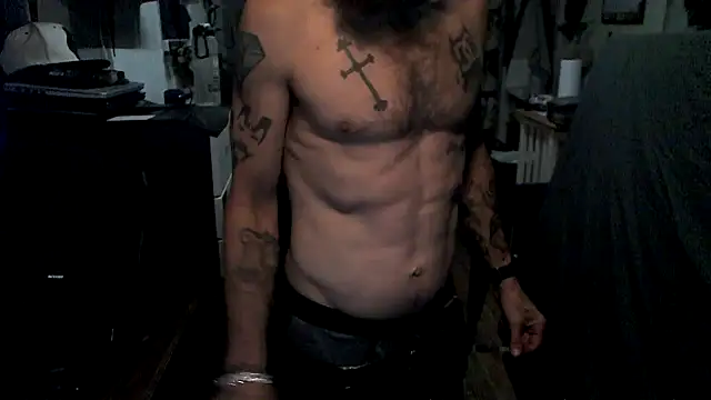 CloudDadddyyy Show in webcam