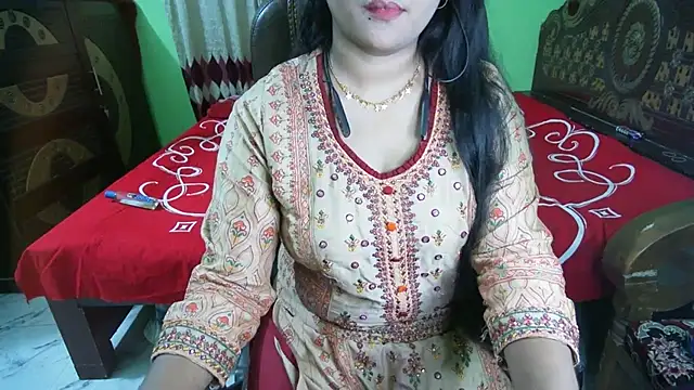 BengaliQueenStar Chat XXX live