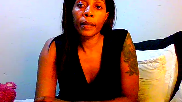 Chatroom XXX en direct de TALLnBEAUTY