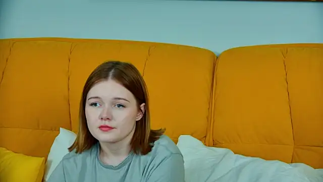 Chat +18 de ElinaVale ao vivo