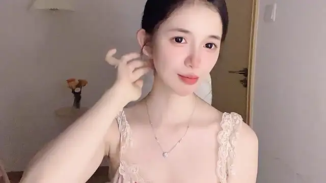 Annie-3 现场XXX聊天