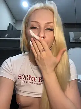 DayaFoxyn Webbikameraesitys