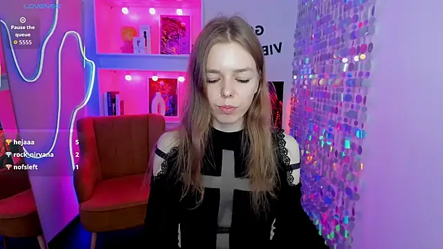 TinaTayylor's Live XXX Chat
