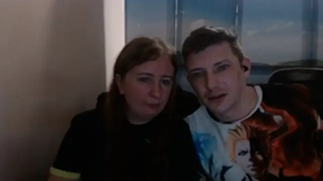 Show modela PeterAndJen na web-kameri